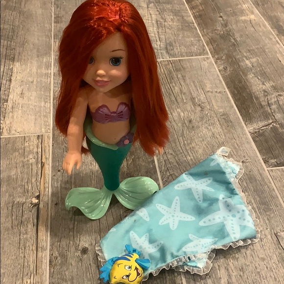 Other - Disney Princess Bathtime Ariel Doll.